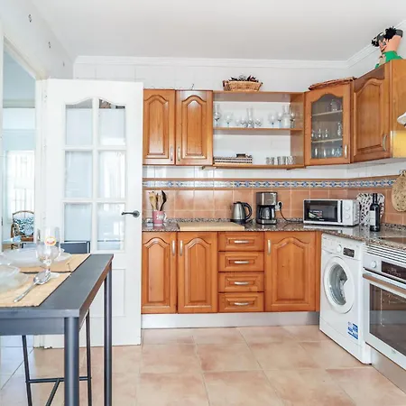 Holiday home 3 Bedroom Gorgeous In Chiclana De La Fronter
