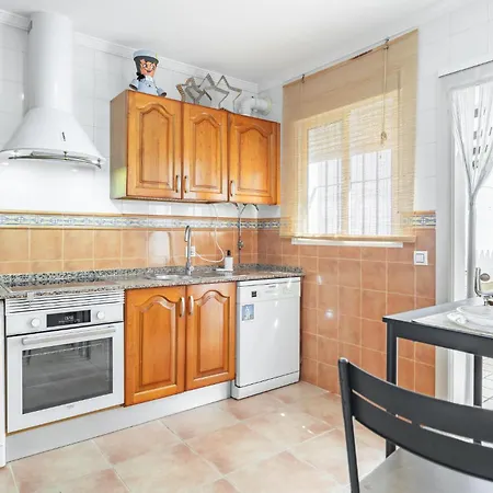 3 Bedroom Gorgeous In Chiclana De La Fronter Holiday home Chiclana de la Frontera