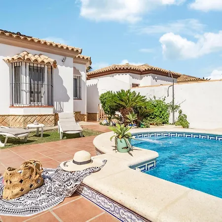 3 Bedroom Gorgeous In Chiclana De La Fronter *