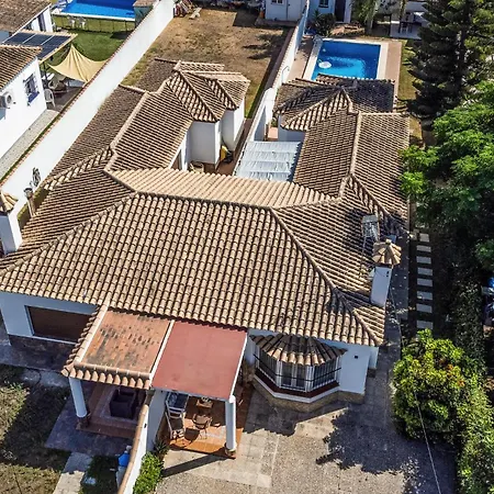 Holiday home 3 Bedroom Gorgeous In Chiclana De La Fronter Chiclana de la Frontera