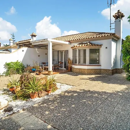 3 Bedroom Gorgeous In Chiclana De La Fronter *